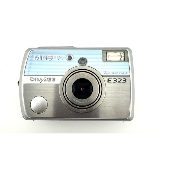 Minolta Konica DiMAGE E323 3.2 MP Digital Camera - Silver NOT TESTED - Picture 1 of 8
